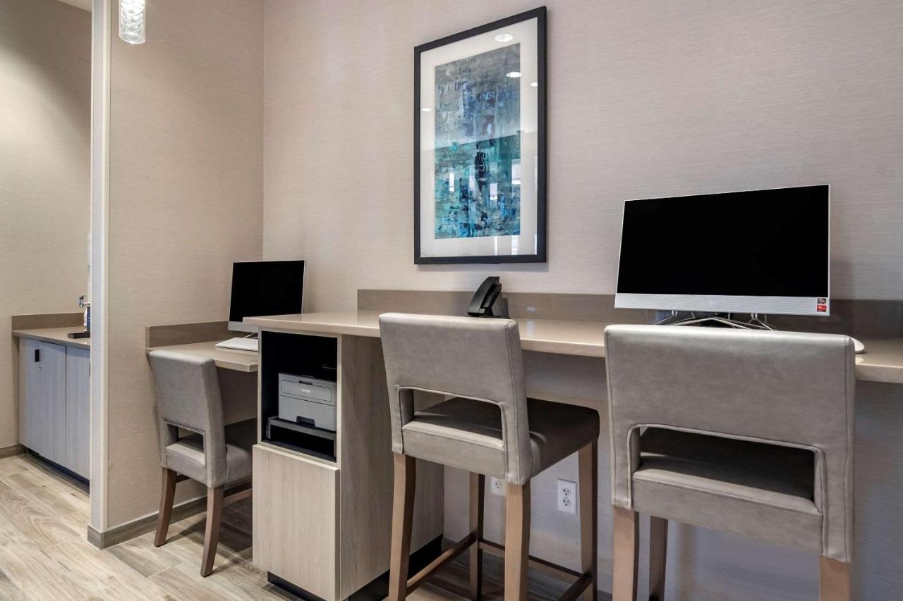 Comfort Suites Grandview - Kansas City ภายนอก รูปภาพ